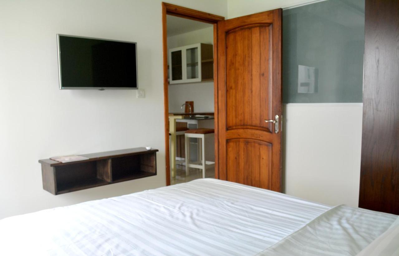 Boutique Hotel La Villa Nha Trang Bagian luar foto