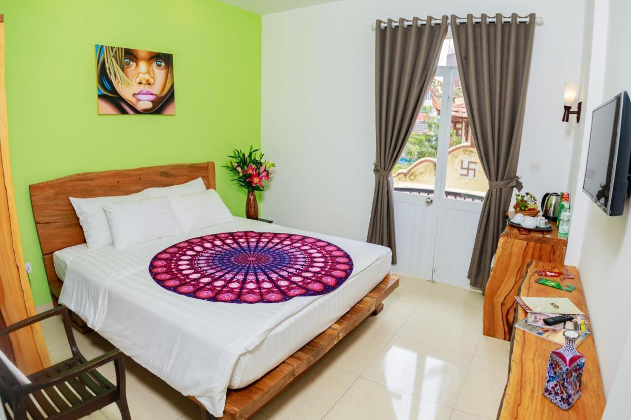 Boutique Hotel La Villa Nha Trang Bagian luar foto