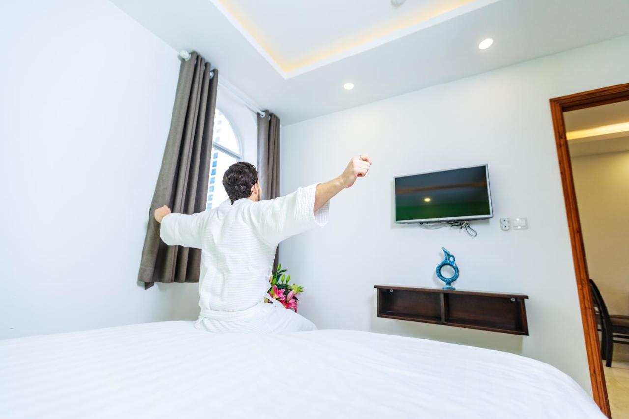Boutique Hotel La Villa Nha Trang Bagian luar foto